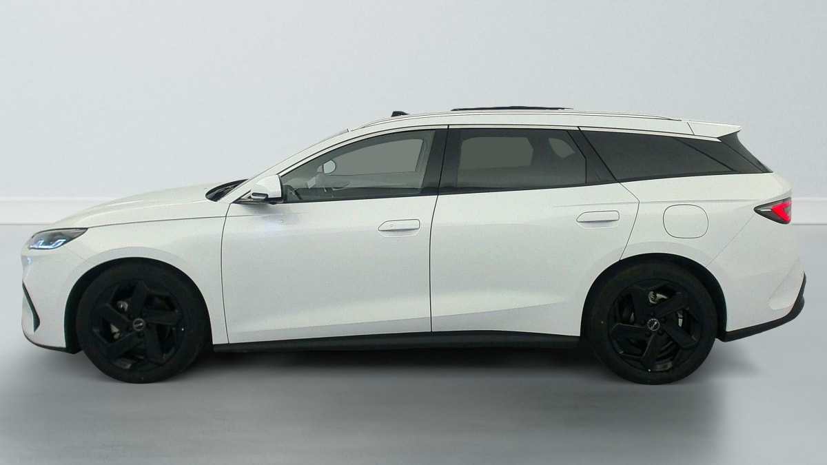 BYD SEAL 6 TOURING - Image 4