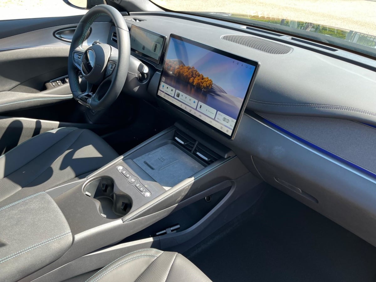 BYD SEAL 6 TOURING - Image 38