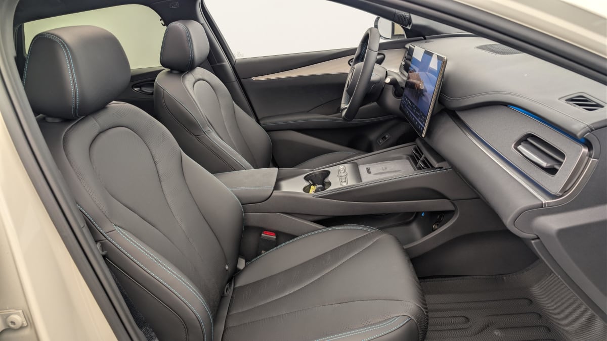 BYD SEAL 6 TOURING - Image 9