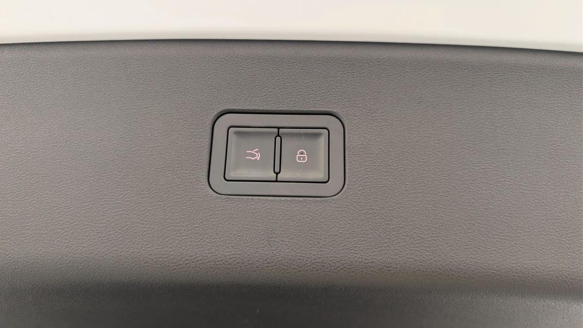 BYD SEAL 6 TOURING - Image 23
