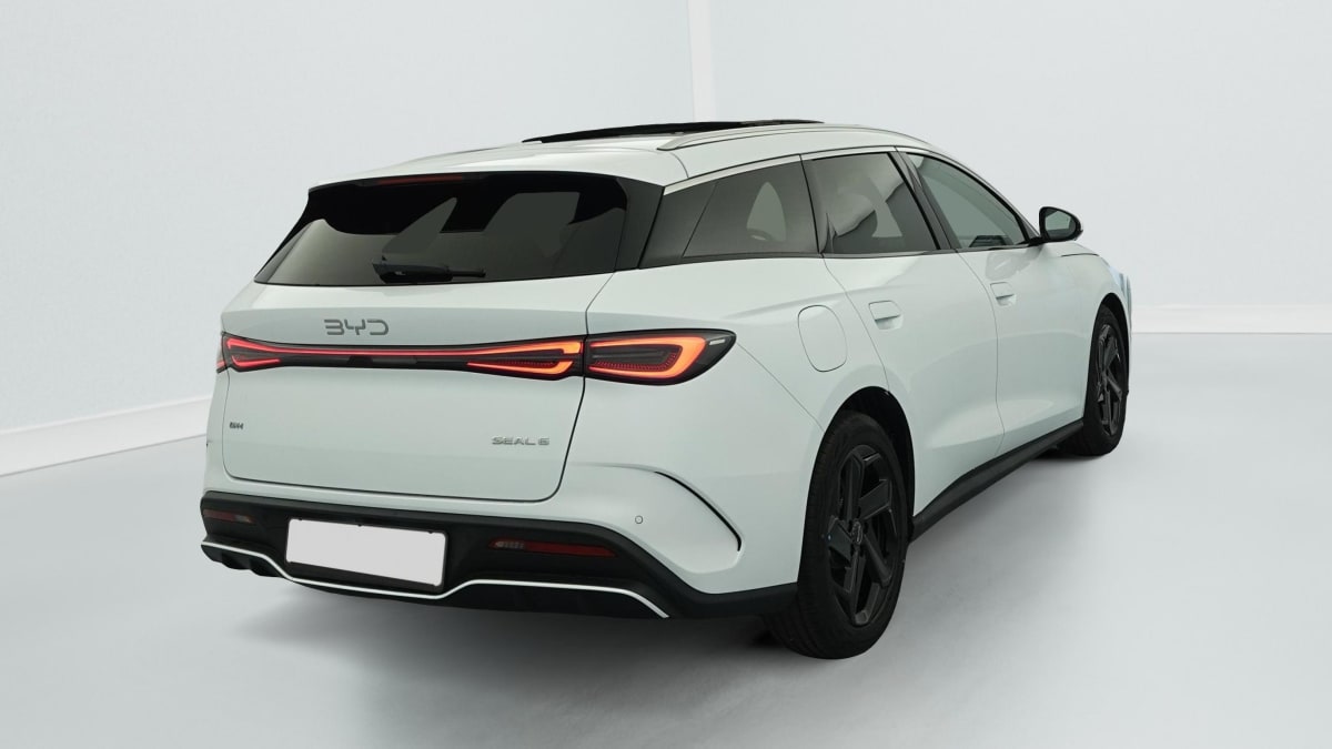 BYD SEAL 6 TOURING - Image 7