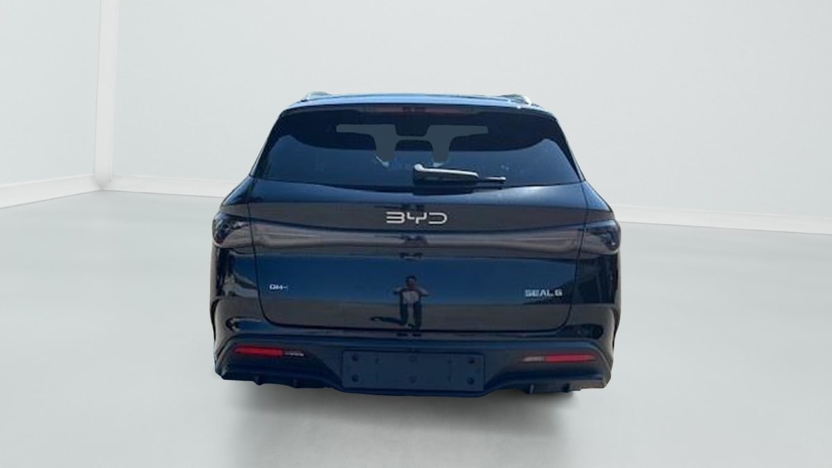 BYD SEAL 6 TOURING - Image 30
