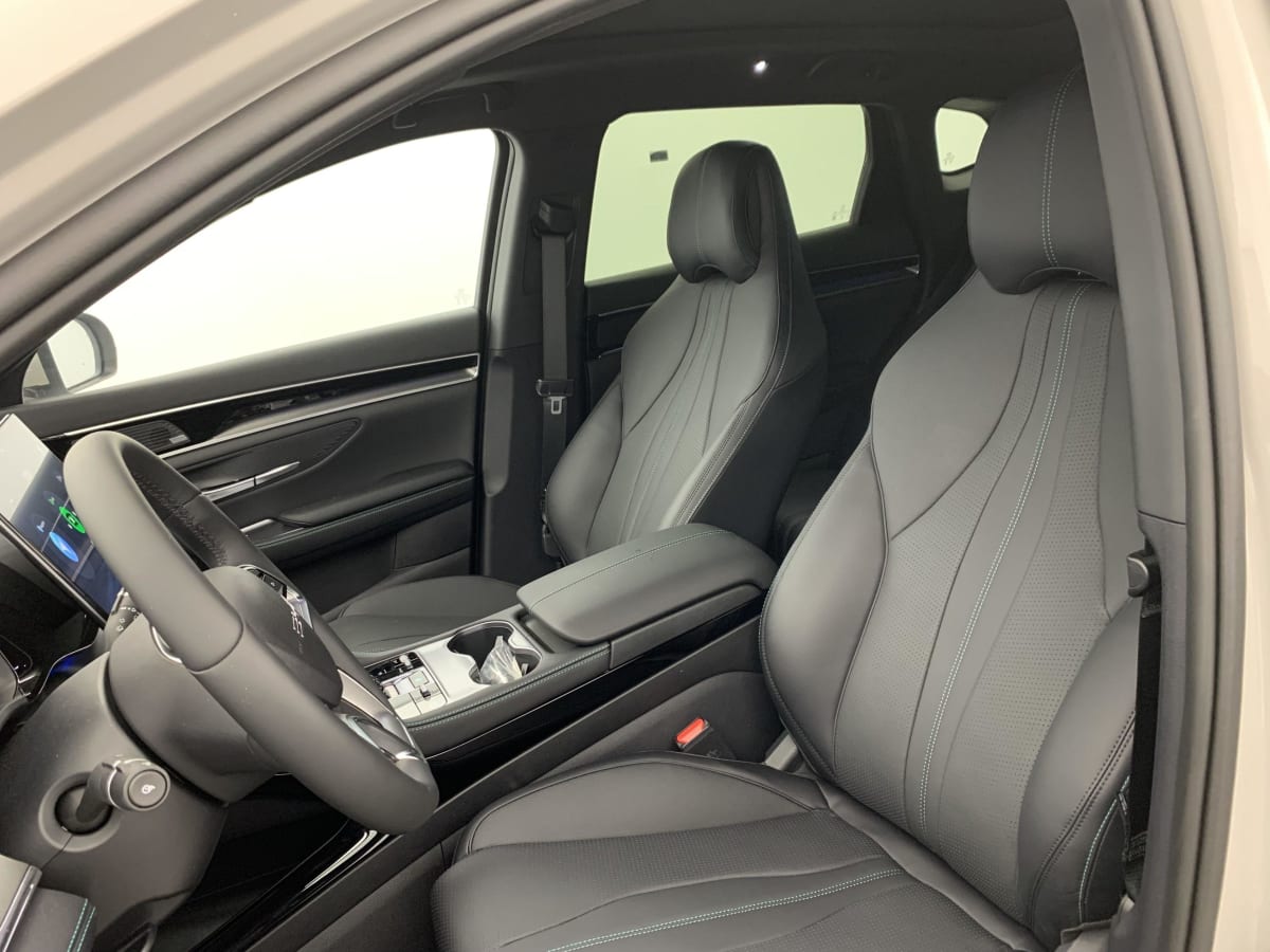 BYD SEAL U - Image 19