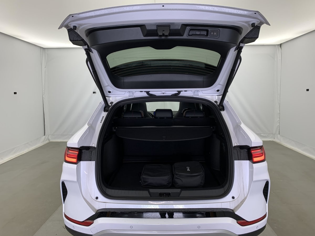 BYD SEAL U - Image 13