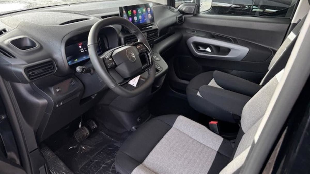 CITROEN BERLINGO BERLINGO TAILLE M HDI 130 EAT8 MAX