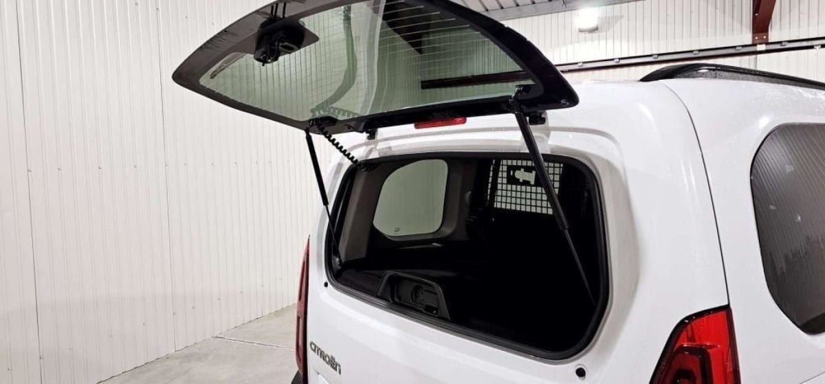 CITROEN BERLINGO BERLINGO TAILLE M HDI 130 EAT8 MAX N1