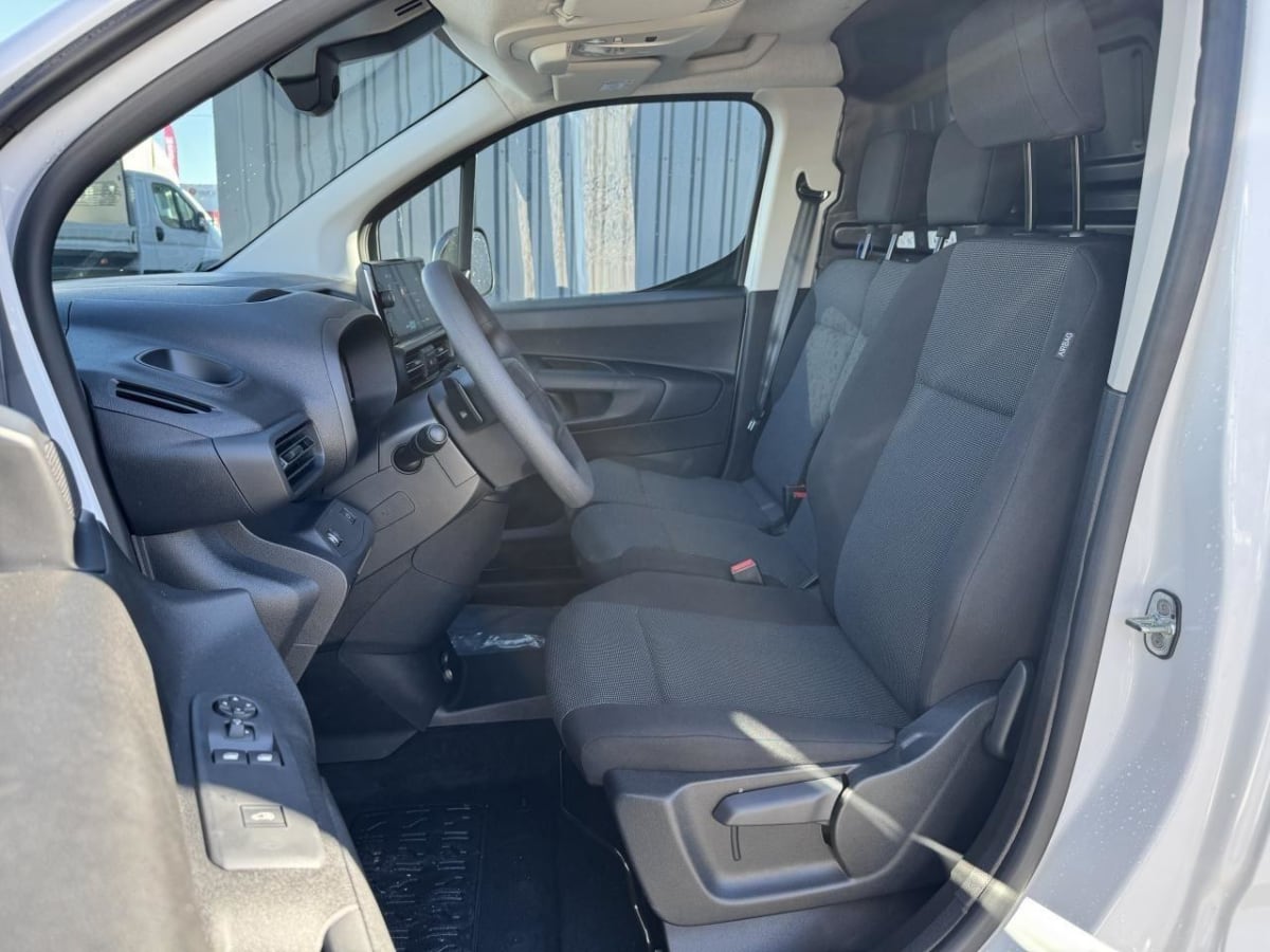 CITROEN BERLINGO XL 1.5 HDI - 130CH EAT-8 950 KG