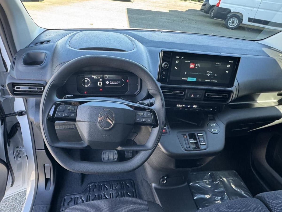 CITROEN BERLINGO XL 1.5 HDI - 130CH EAT-8 950 KG