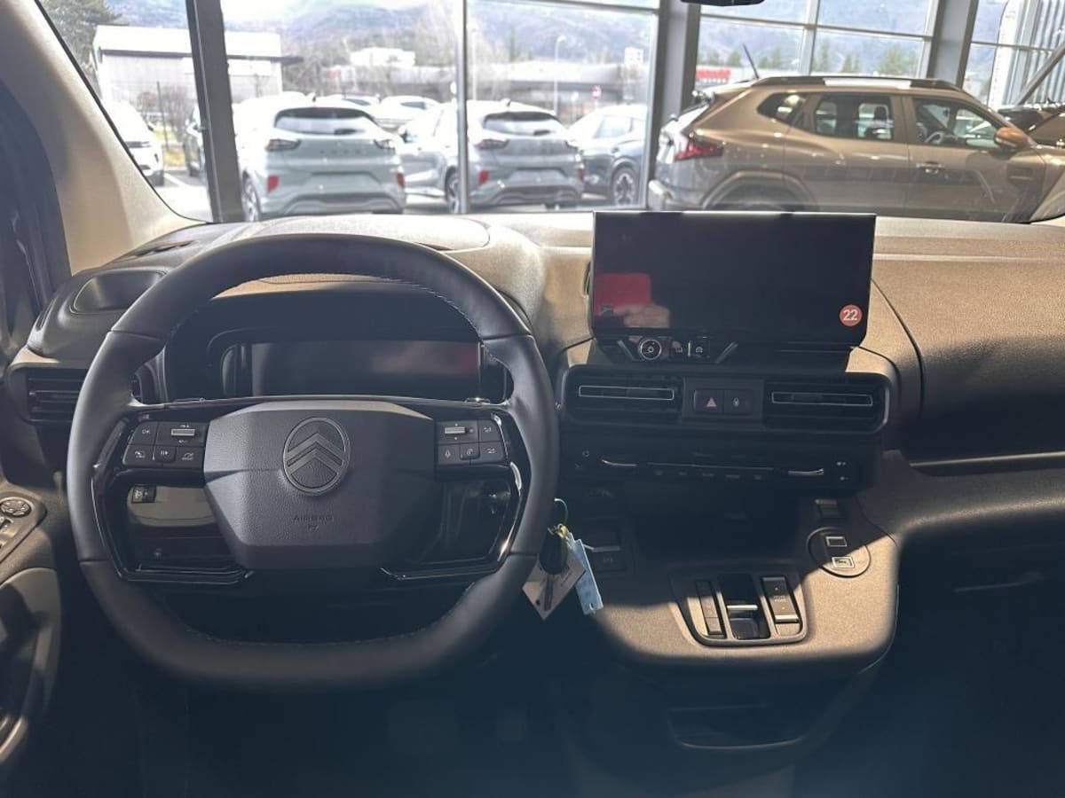 CITROEN BERLINGO BERLINGO TAILLE M HDI 130 EAT8 MAX