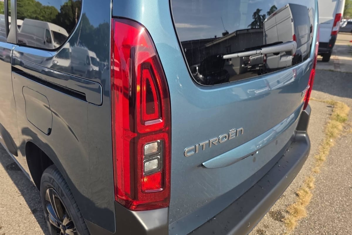 Citroën BERLINGO CABINE APPROFONDIE - Image 18