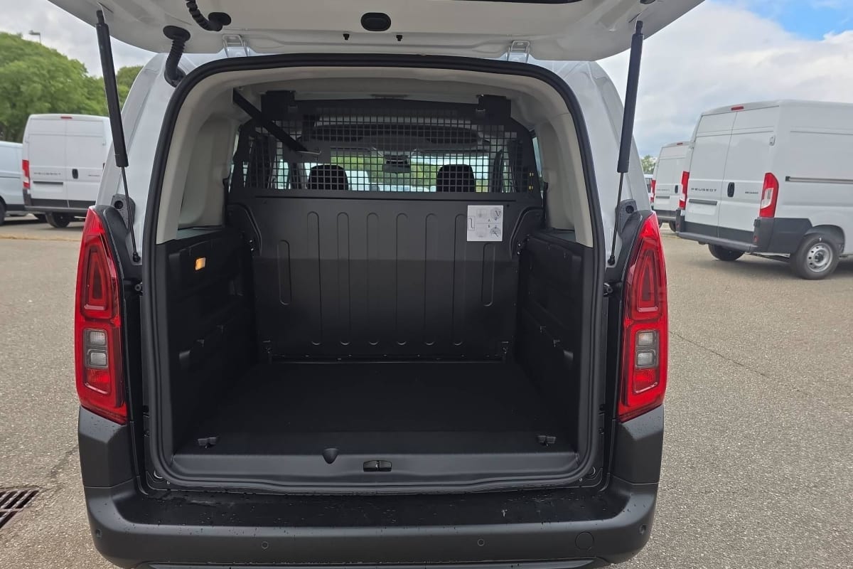 Citroën BERLINGO CABINE APPROFONDIE - Image 11