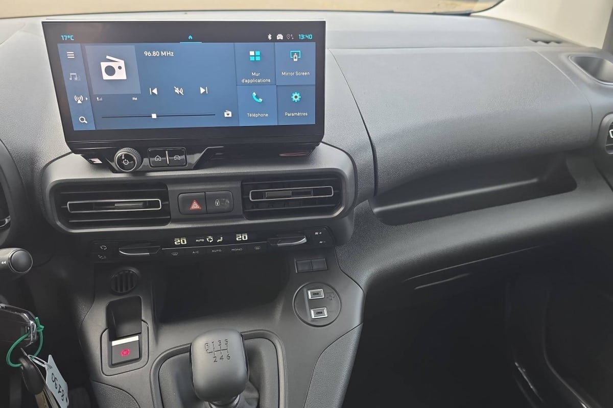 Citroën BERLINGO CABINE APPROFONDIE - Image 17
