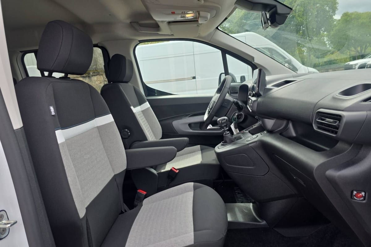 Citroën BERLINGO CABINE APPROFONDIE - Image 9