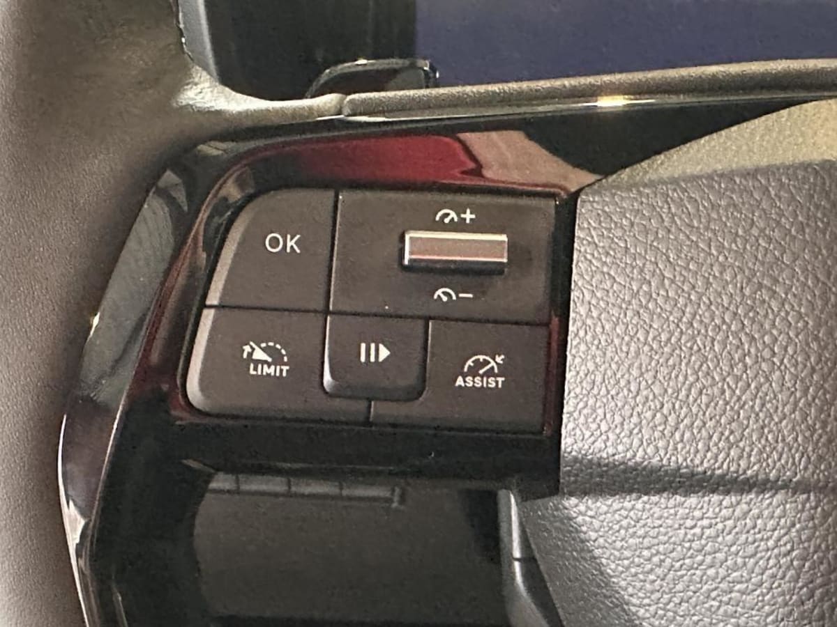 CITROEN BERLINGO BERLINGO TAILLE M HDI 130 EAT8 MAX