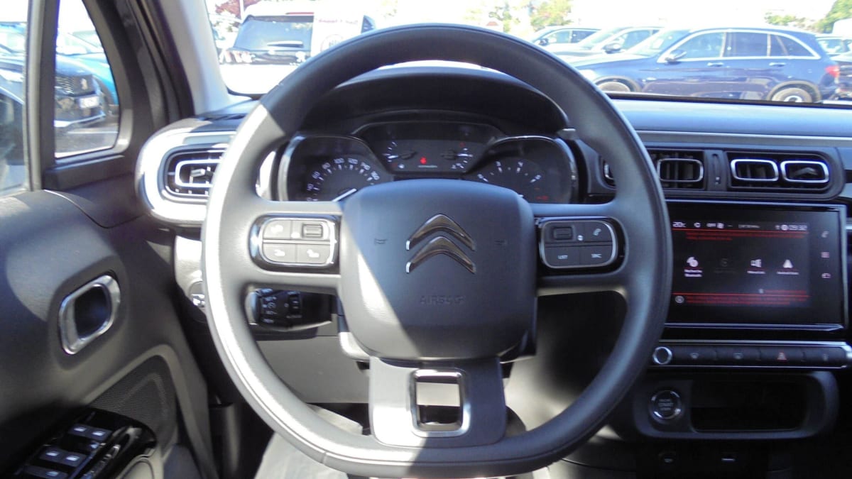 CITROEN C3 PURETECH 83 BVM5 SHINE