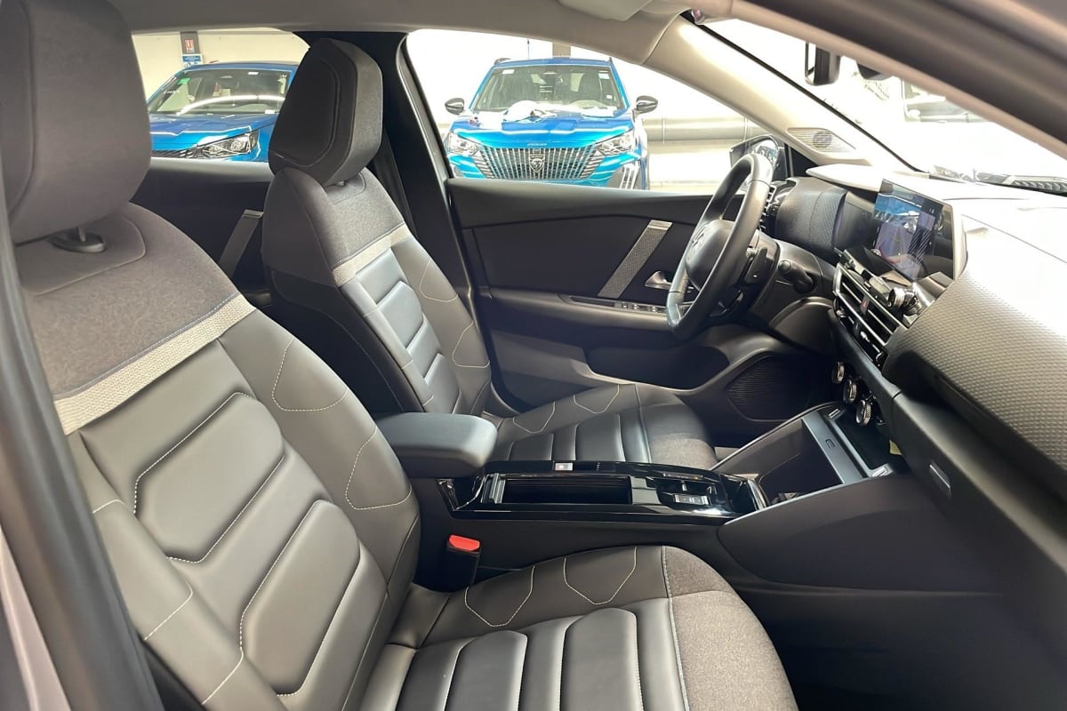 CITROEN C4 PURETECH 130 EAT8 MAX