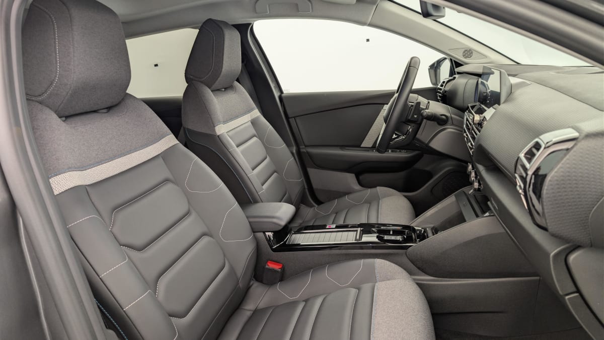 CITROEN C4 PURETECH 130 EAT8 MAX