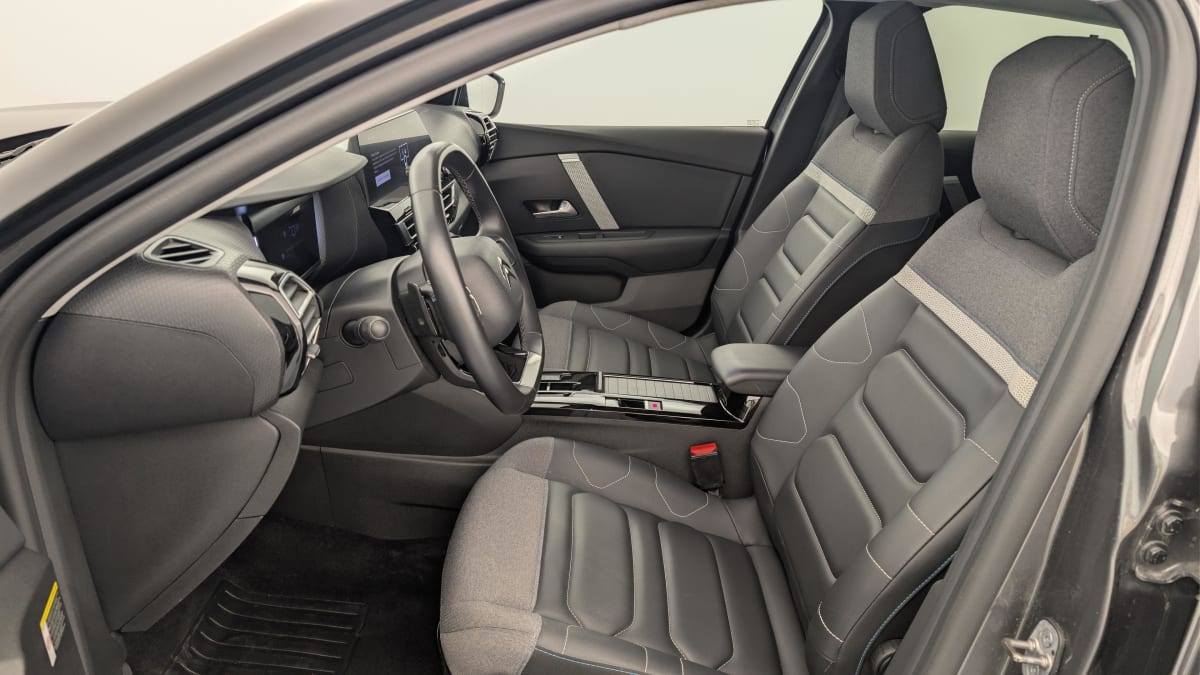 Citroën C4 - Image 16