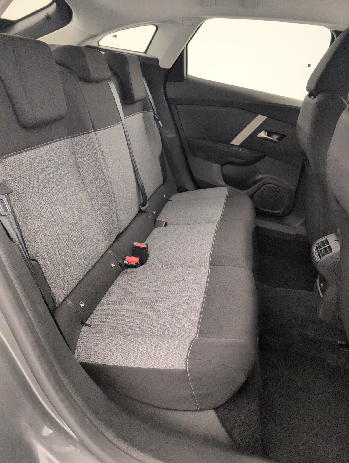 Citroën C4 - Image 11