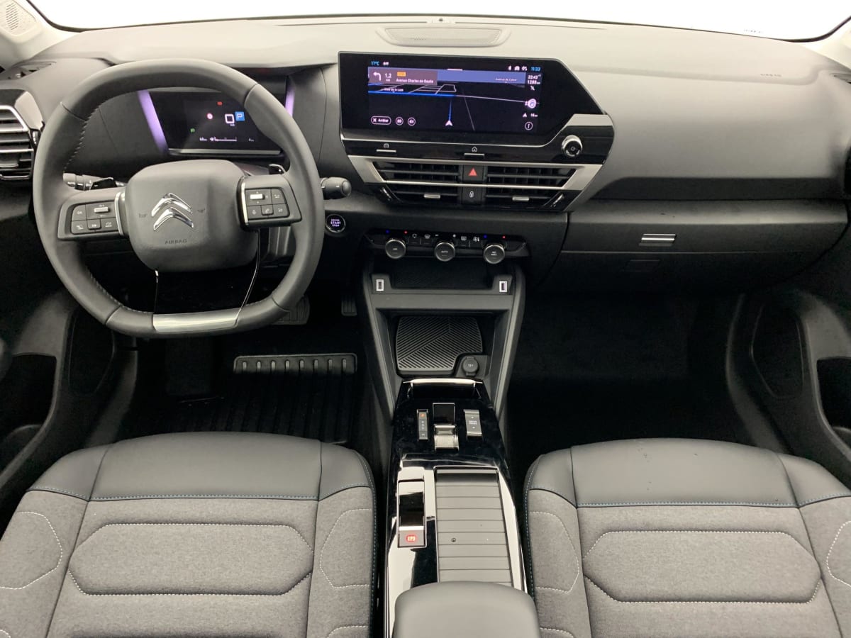 CITROEN C4 X PURETECH 130 EAT8 PLUS