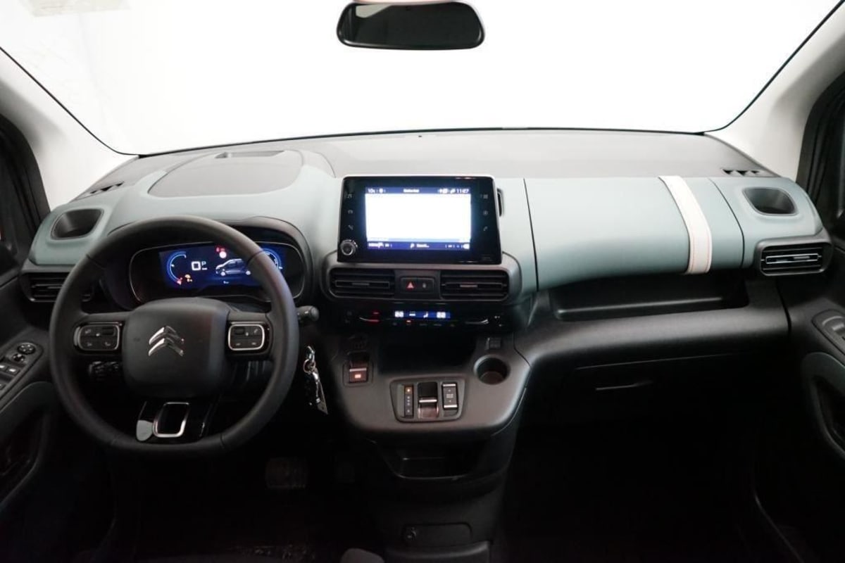 CITROEN E-BERLINGO E-BERLINGO TAILLE M 136 CH 100 KWH AUTOMATIQUE SHINE