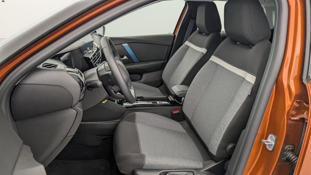 Citroën E-C4 - Image 16