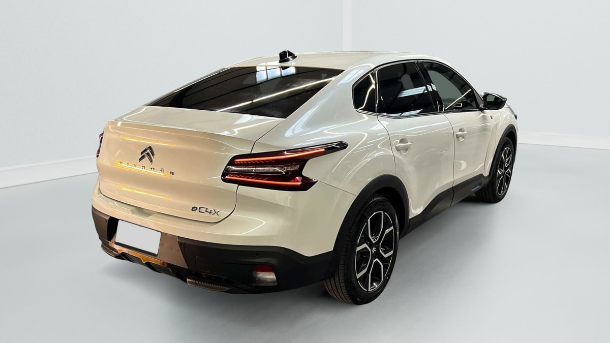 Citroën E-C4 X - Image 7