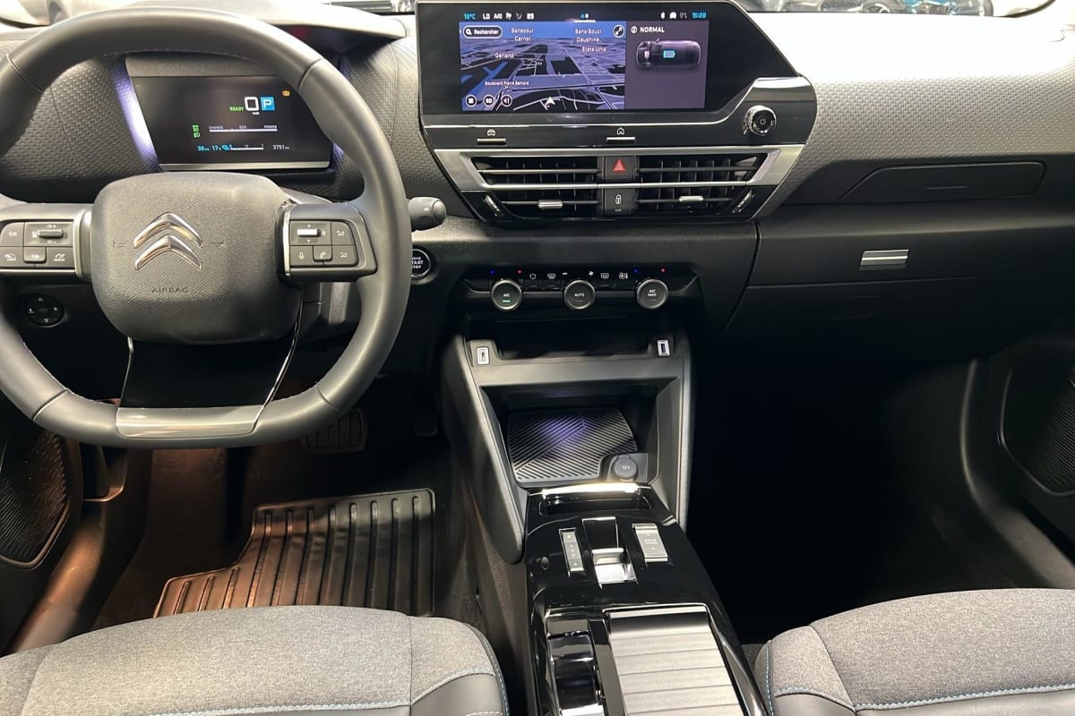 Citroën E-C4 X - Image 12