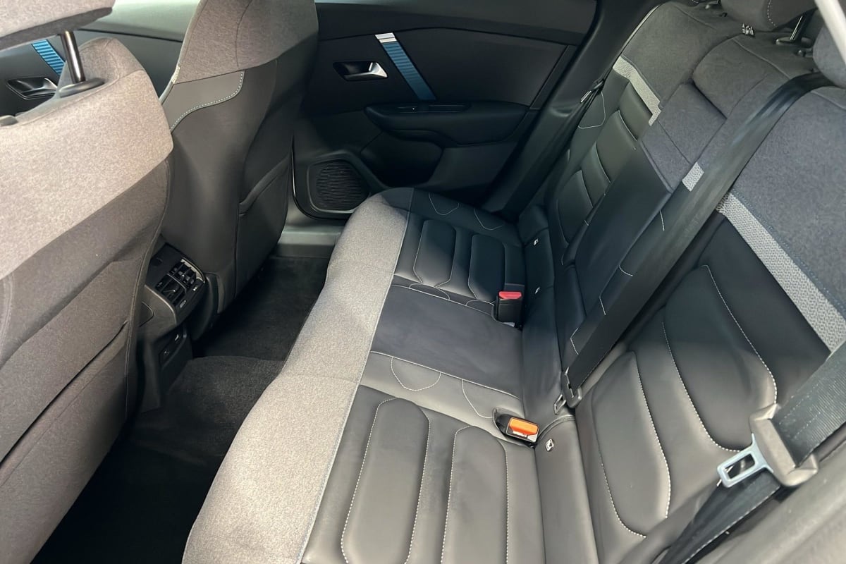 Citroën E-C4 X - Image 10