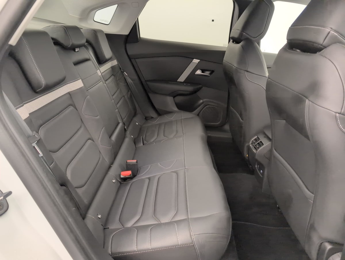 Citroën E-C4 X - Image 10