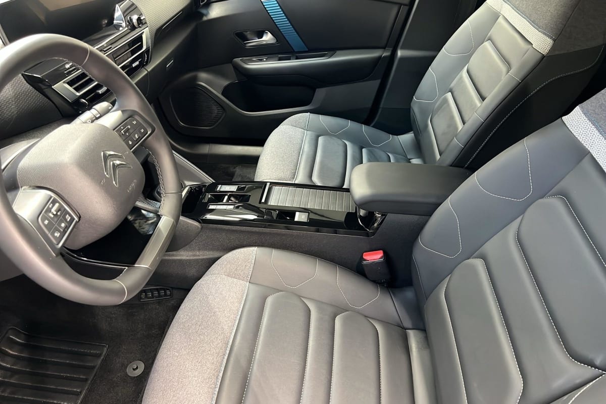 Citroën E-C4 X - Image 9