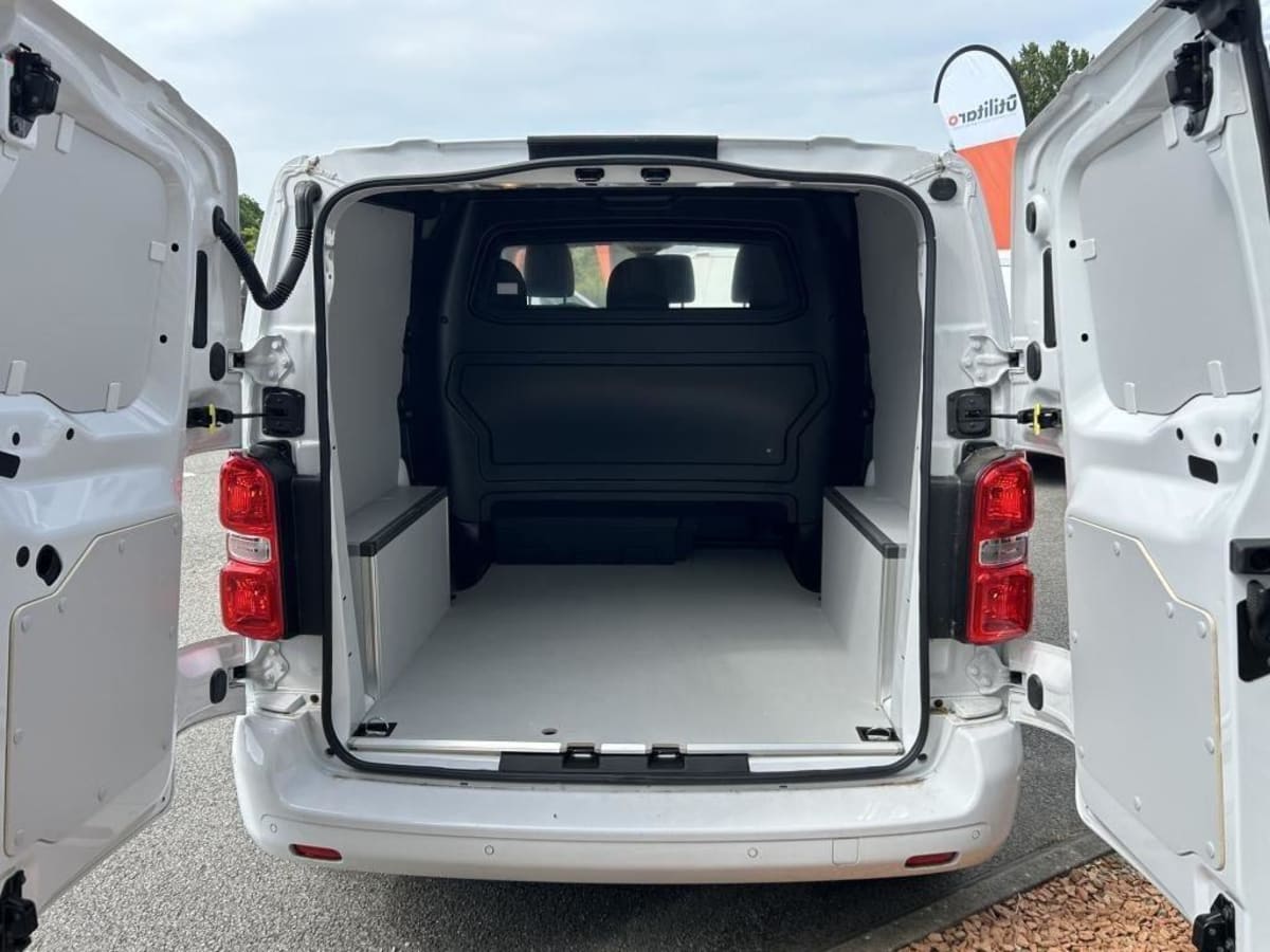 CITROEN E-JUMPY CABINE APPROFONDIE E-JUMPY CAB APPROFONDIE M 100 KW BATTERIE 75 KWH