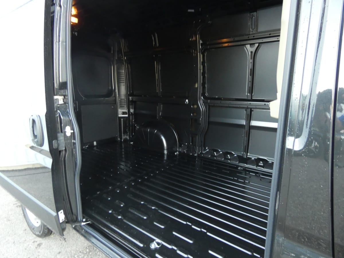 CITROEN JUMPER FOURGON TOLE 35 L2H2 180 BVA8