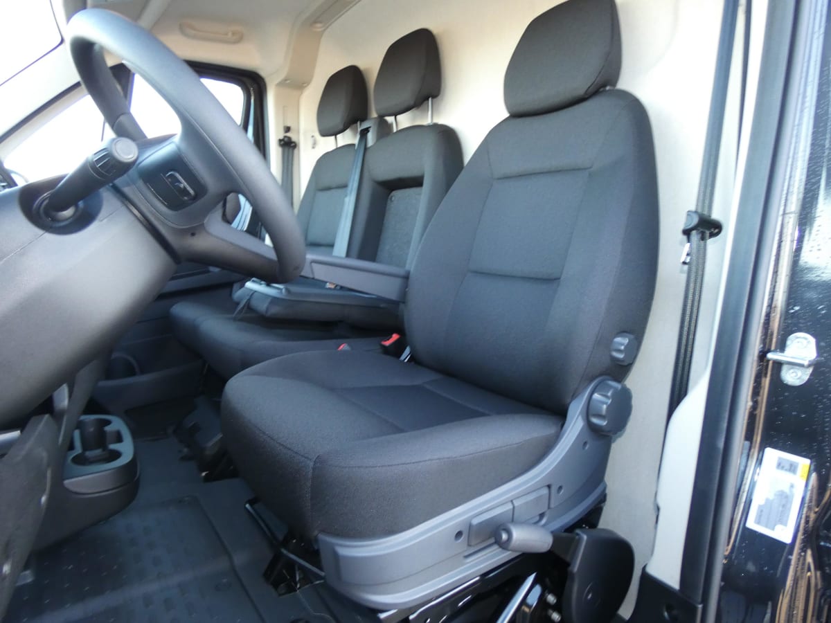 CITROEN JUMPER FOURGON TOLE 35 L2H2 180 BVA8