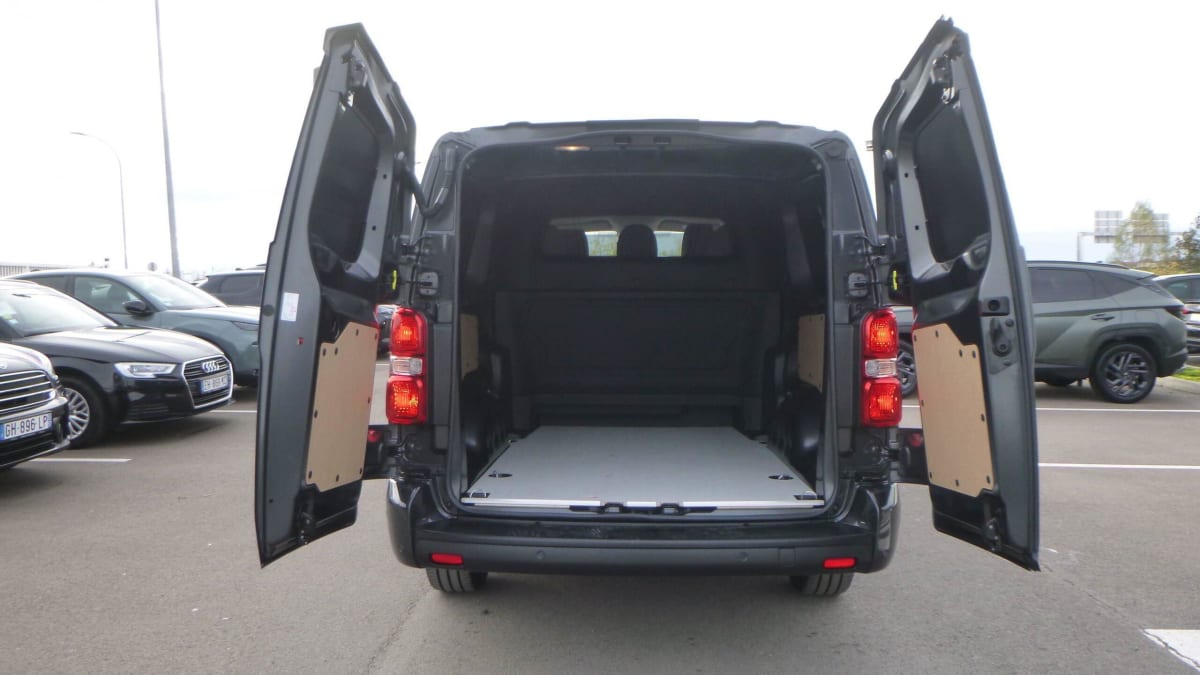 CITROEN JUMPY CABINE APPROFONDIE JUMPY CAB APPROFONDIE XL HDI 180 EAT8