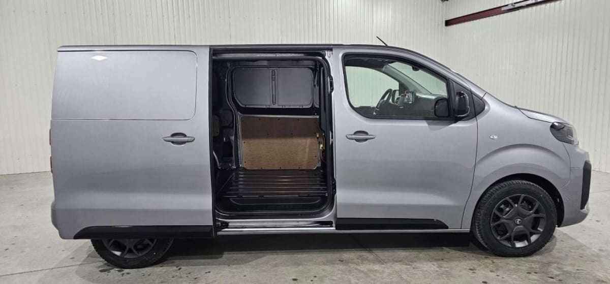 CITROEN JUMPY FOURGON JUMPY FGN M HDI 180 EAT8