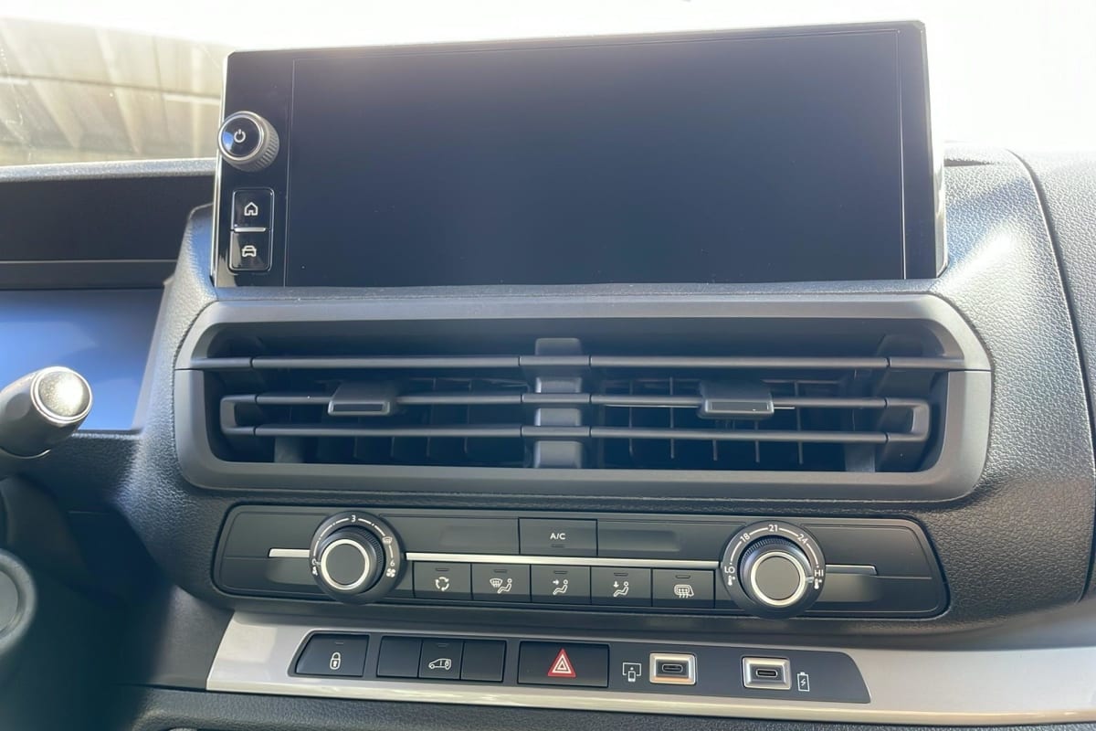 Citroën Jumpy Fourgon - Image 17