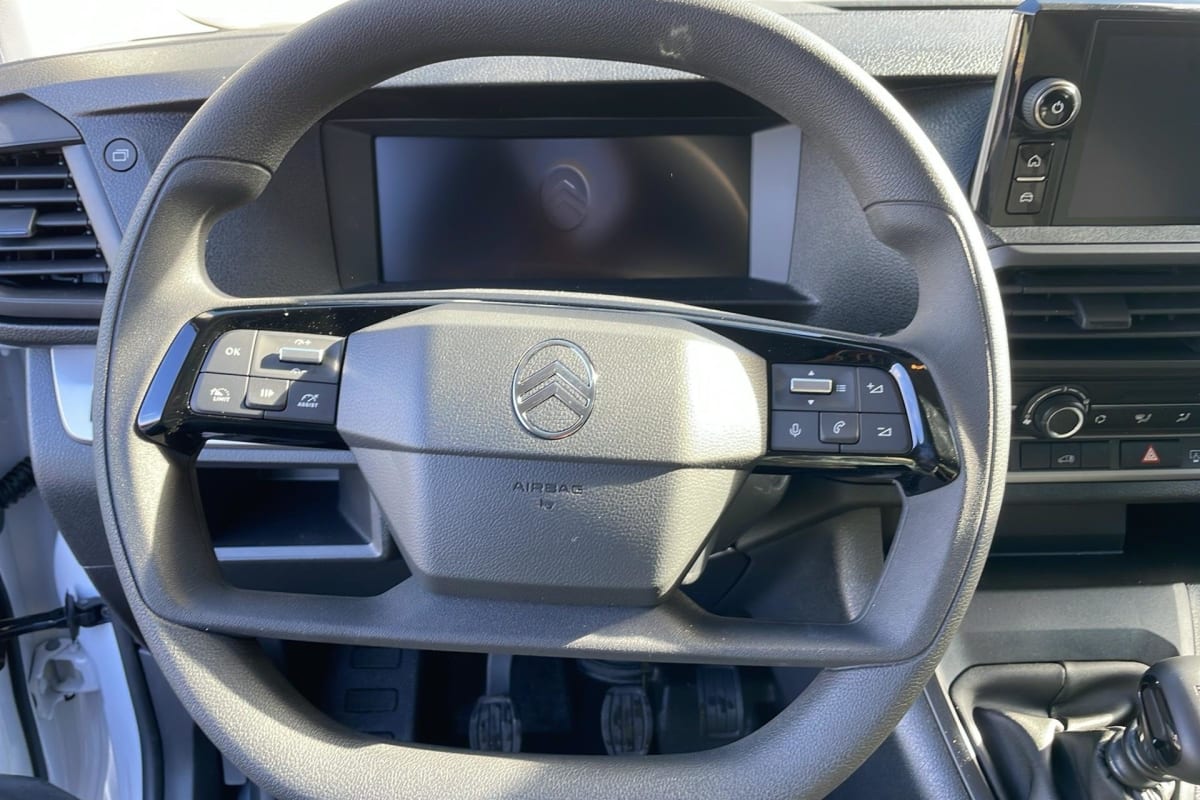 Citroën Jumpy Fourgon - Image 14