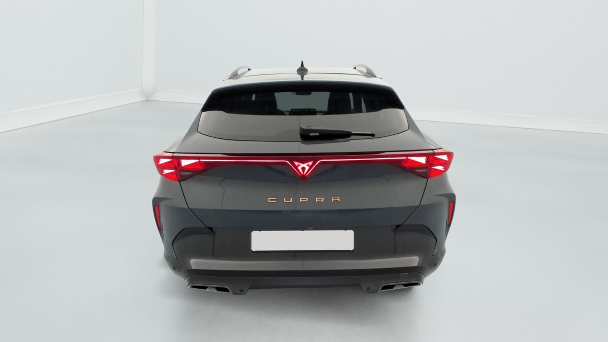 CUPRA FORMENTOR 1.5 ETSI HYBRID 150 CH DSG7 V