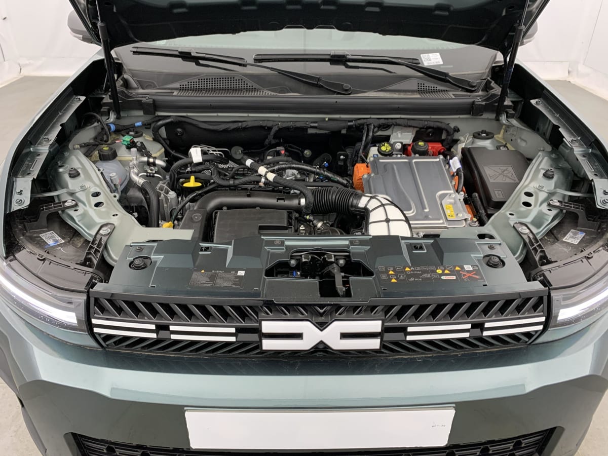 Dacia BIGSTER HYBRID - Image 73