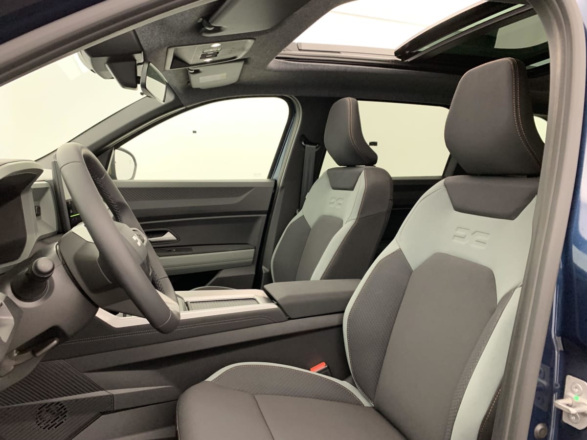 Dacia BIGSTER HYBRID - Image 44