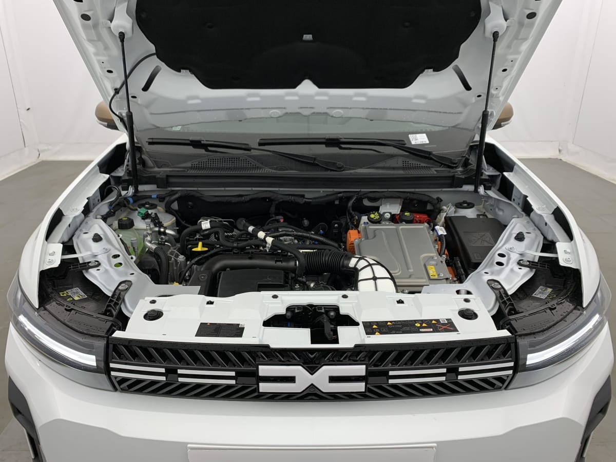 Dacia BIGSTER HYBRID - Image 24