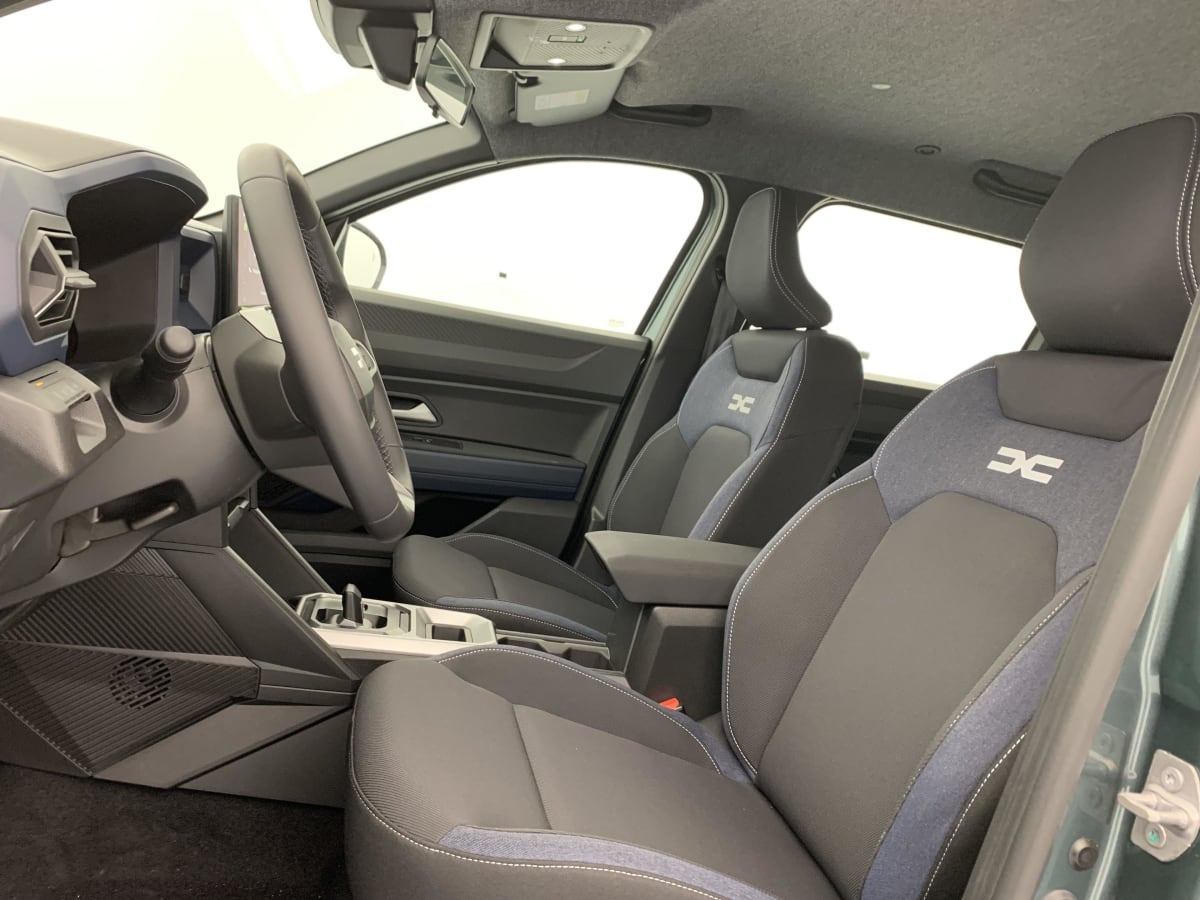 Dacia BIGSTER HYBRID - Image 75