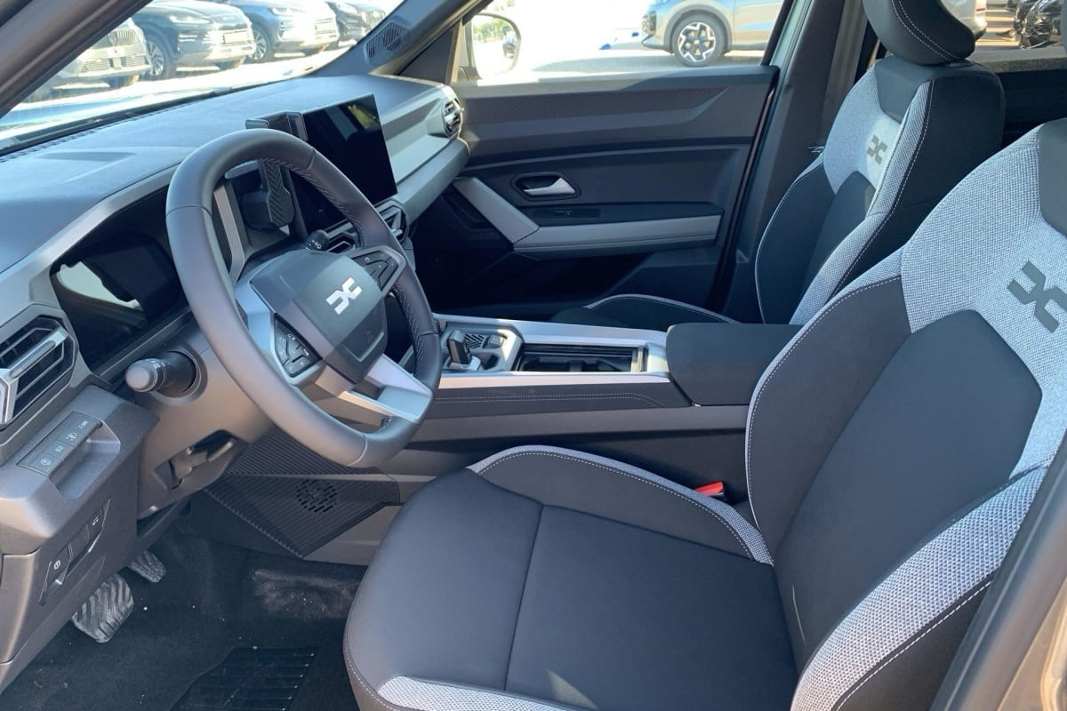 Dacia BIGSTER HYBRID - Image 9