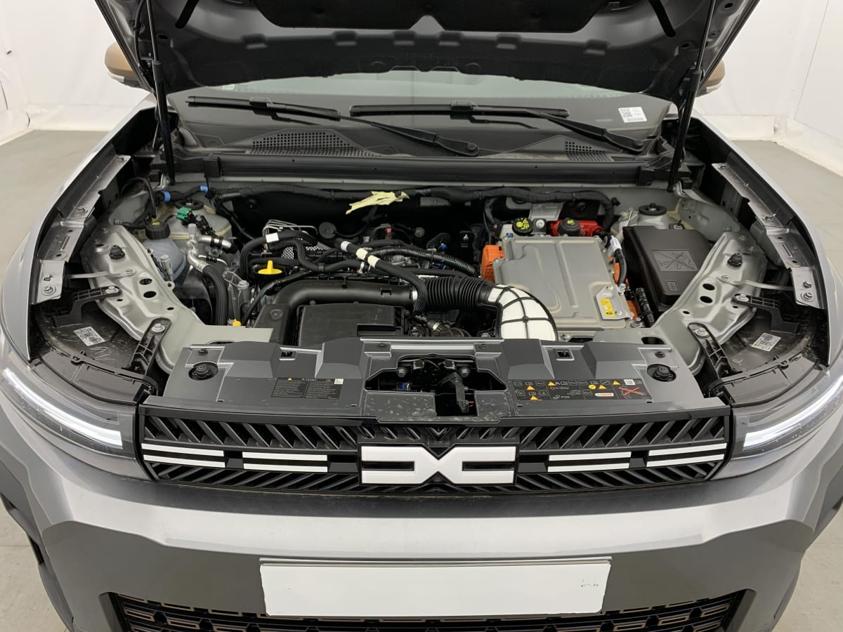 Dacia BIGSTER HYBRID - Image 77