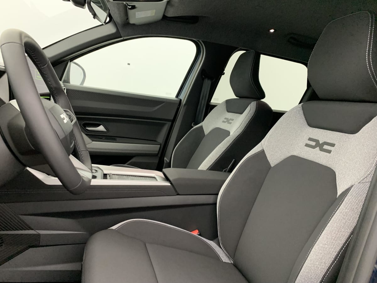Dacia BIGSTER HYBRID - Image 18