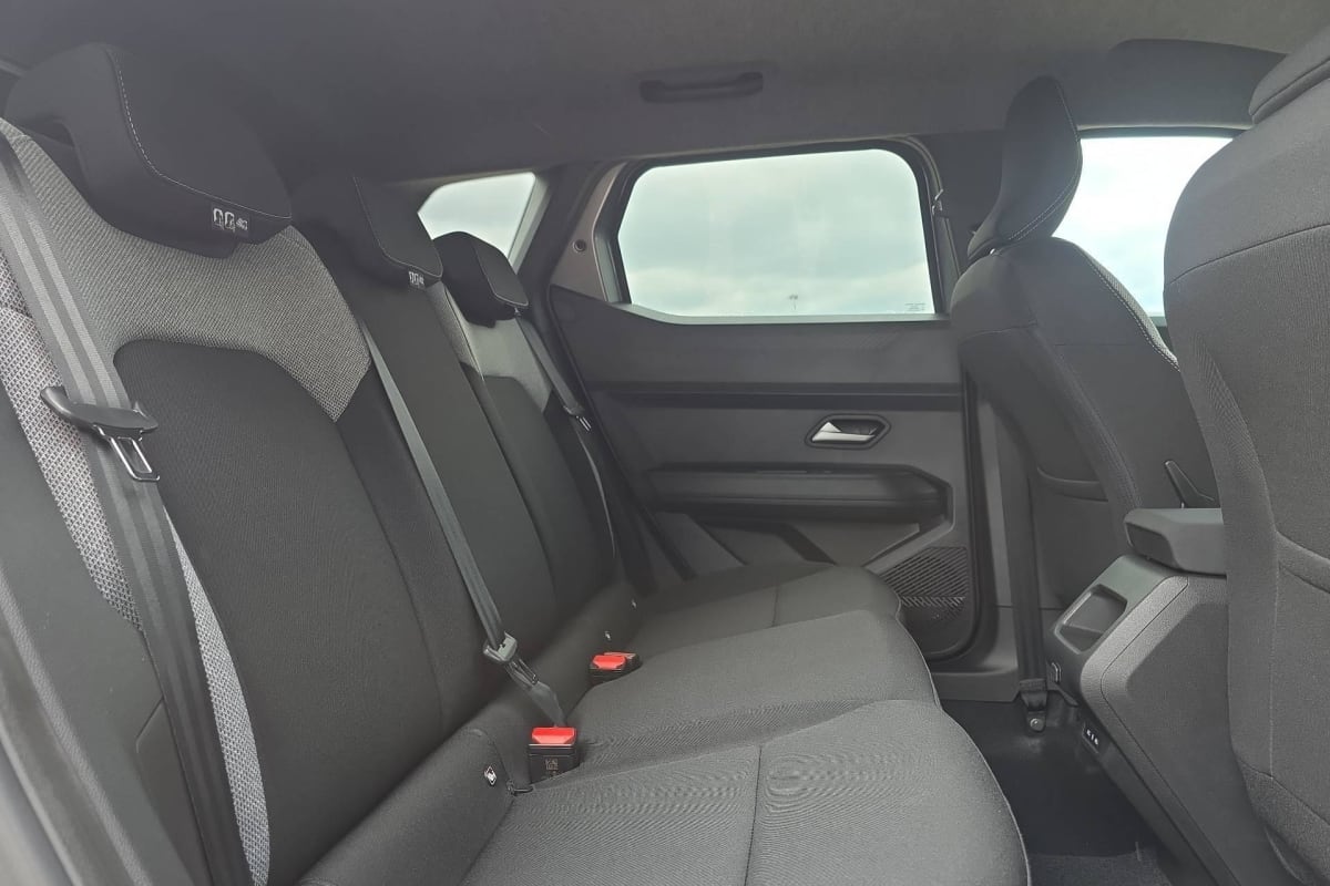 Dacia DUSTER - Image 10