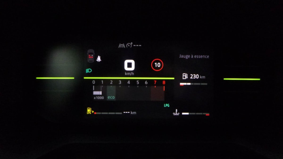 Dacia DUSTER - Image 8