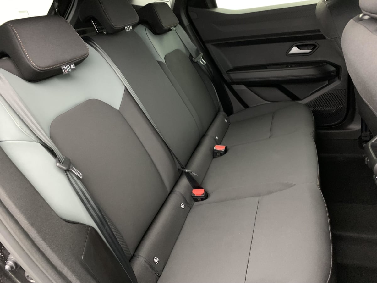 Dacia DUSTER - Image 10
