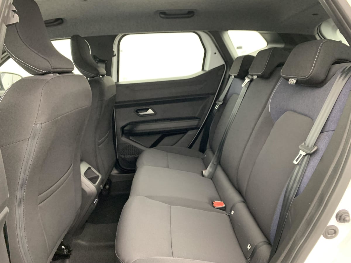 Dacia DUSTER - Image 17